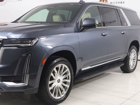 Used 2021 Cadillac Escalade ESV Premium Luxury AWD/4WD image 61
