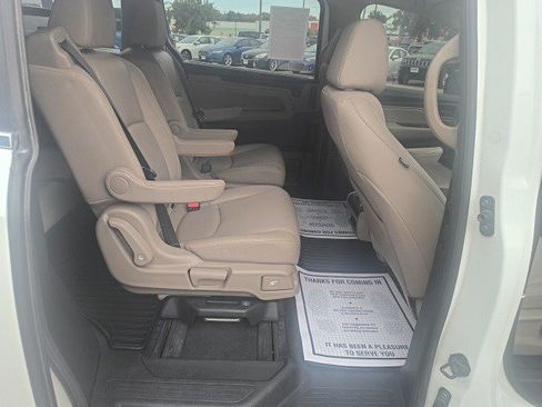 Used 2018 Honda Odyssey EX-L image 16