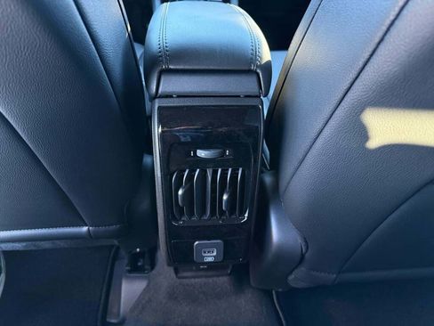 New 2026 Jeep Compass Limited image 18