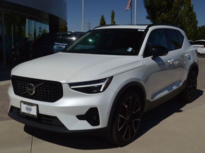 Certified 2023 Volvo XC40 B5 Ultimate w/ Protection Package Premier