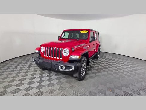 Used 2021 Jeep Wrangler Unlimited Sahara AWD/4WD image 51