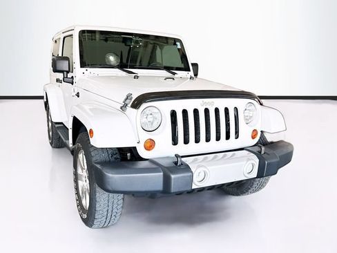 Used 2013 Jeep Wrangler Sahara w/ Dual Top Group AWD/4WD image 3
