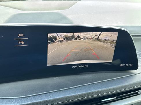 Used 2024 Cadillac XT4 Premium Luxury image 14