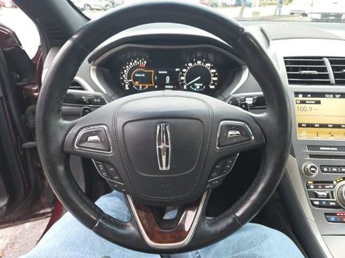 Used 2017 Lincoln MKZ Reserve w/ Climate Package image 40