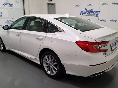 Certified 2021 Honda Accord LX image 6