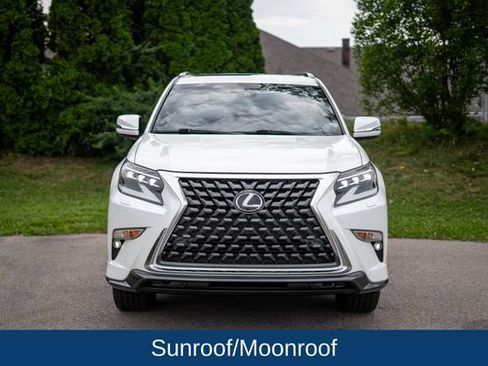 Used 2023 Lexus GX 460 Luxury w/ Sport Design Package AWD/4WD image 2