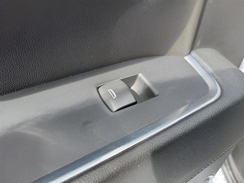 Used 2024 GMC Sierra 1500 SLE RWD image 16