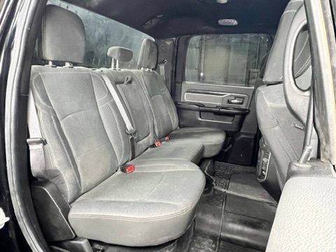 Used 2024 RAM 3500 Big Horn w/ Sport Appearance Package AWD/4WD image 20