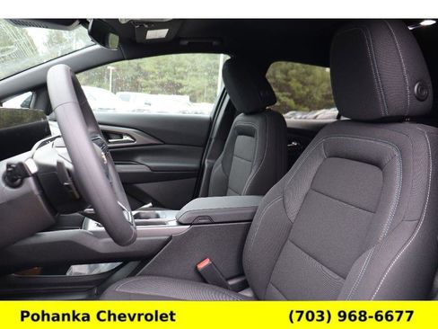 New 2026 Chevrolet Equinox EV LT image 19