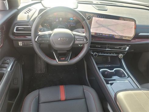 New 2026 Chevrolet Traverse RS image 9