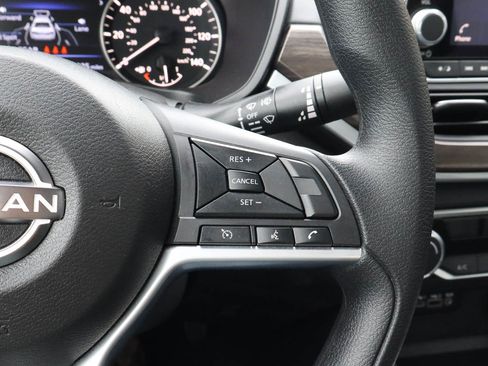 Used 2025 Nissan Altima 2.5 SV AWD/4WD image 26