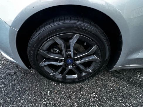 Used 2018 Ford Fusion SE w/ Equipment Group 201A image 52