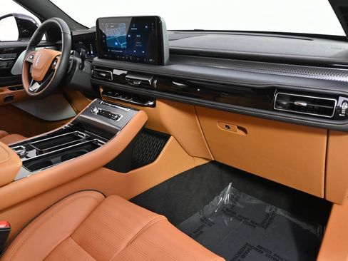 New 2026 Lincoln Aviator Black Label AWD/4WD image 15