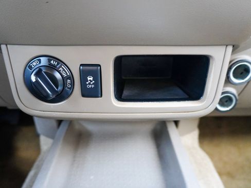 Used 2016 Nissan Frontier SV image 29