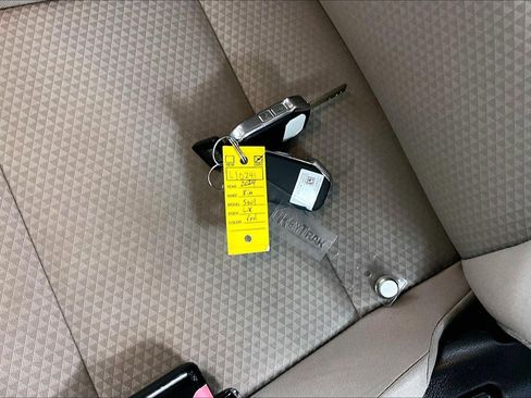 Used 2024 Kia Soul LX w/ Option Group 015 image 34