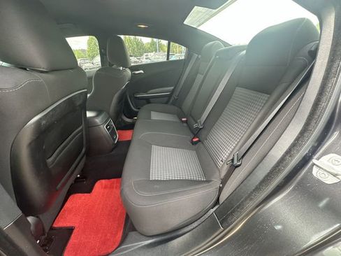 Used 2022 Dodge Charger Scat Pack RWD image 27