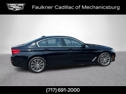 Used 2020 BMW 530i xDrive w/ Convenience Package AWD/4WD image 4
