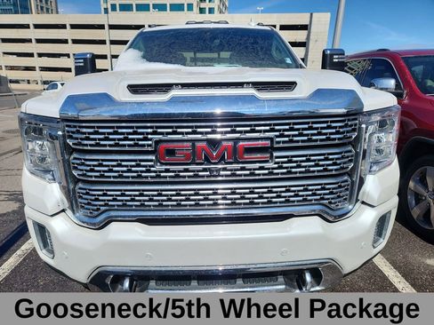 Used 2020 GMC Sierra 3500 Denali w/ Denali Ultimate Package image 3