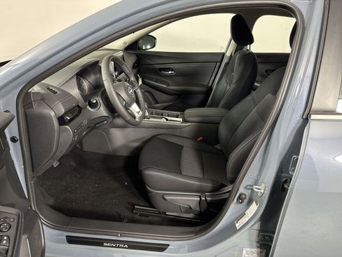 New 2025 Nissan Sentra SV w/ All-Weather Package image 5