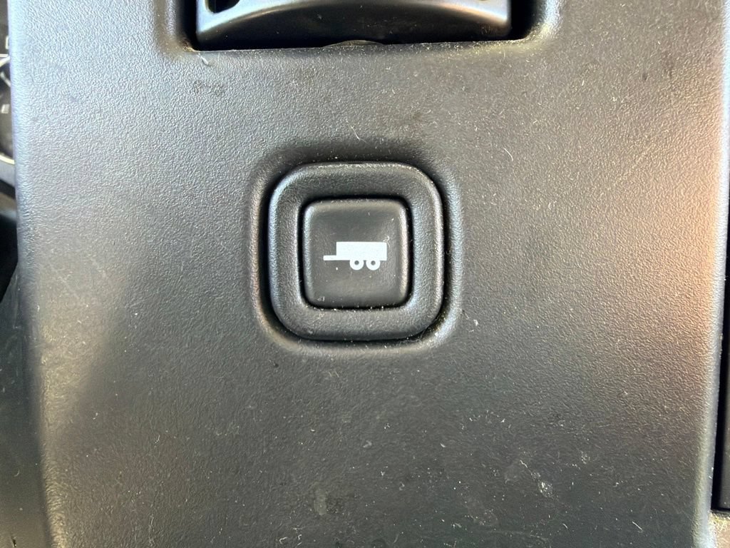 Used 2022 Chevrolet Express 2500 w/ Driver Convenience Package RWD image 25