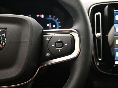 Used 2023 Volvo XC40 B5 Plus w/ Driver Assist Package image 24