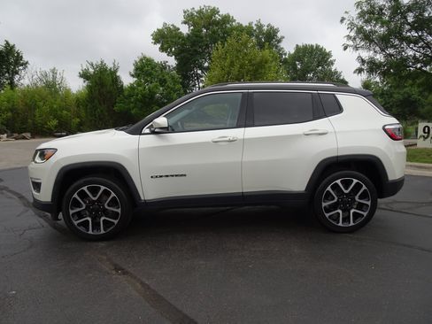 Used 2021 Jeep Compass Limited w/ Sun and Sound Group AWD/4WD image 6