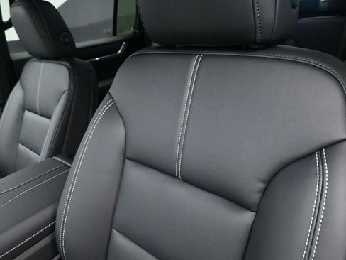 New 2026 GMC Acadia Elevation w/ Black Edition image 18