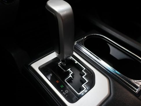 Used 2017 Toyota Tundra Platinum image 26