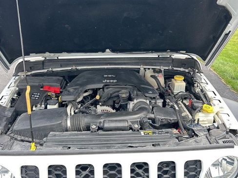 Used 2020 Jeep Gladiator Sport w/ Quick Order Package 24S AWD/4WD image 19