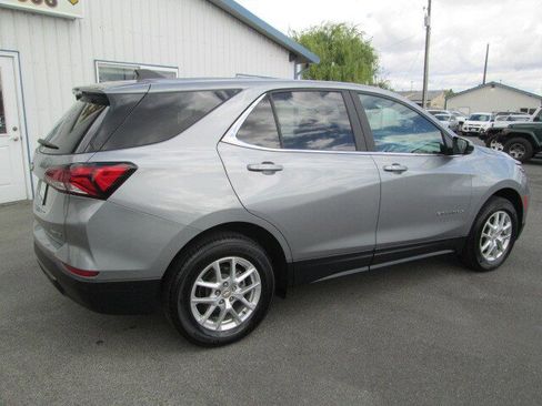 Used 2023 Chevrolet Equinox LT w/ Driver Convenience Package AWD/4WD image 6