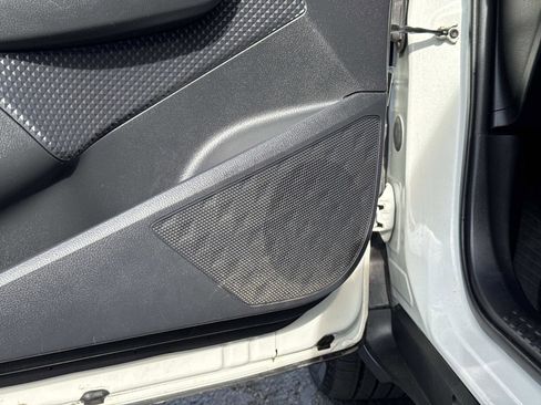 Used 2020 Toyota C-HR LE image 20