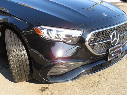 Used 2024 Mercedes-Benz E 350 4MATIC Sedan image 25