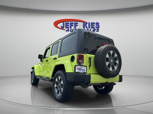 Used 2016 Jeep Wrangler Unlimited Sahara w/ Connectivity Group image 5