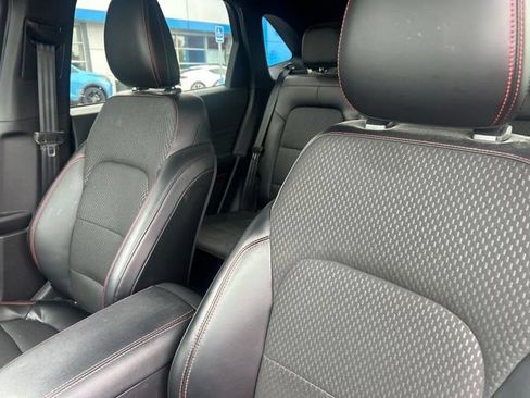 Used 2023 Ford Escape ST-Line w/ Tech Pack #1 AWD/4WD image 10