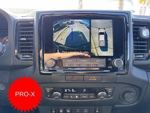 Used 2022 Nissan Frontier PRO-4X image 18
