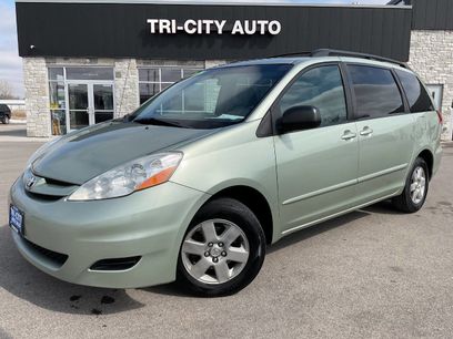 Used 2010 Toyota Sienna LE