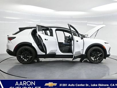 New 2026 Chevrolet Equinox EV LT w/ LPO, Blackout Package