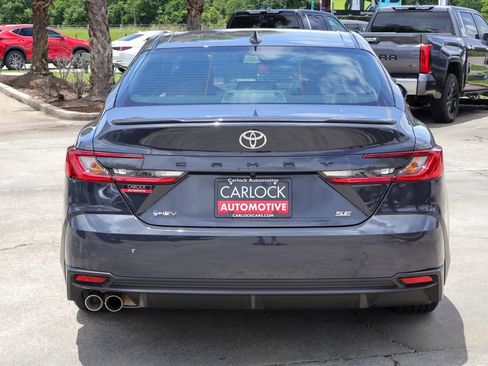 Used 2025 Toyota Camry SE FWD image 22
