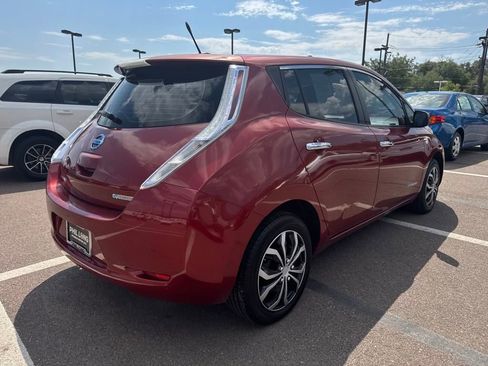Used 2012 Nissan Leaf SV image 9
