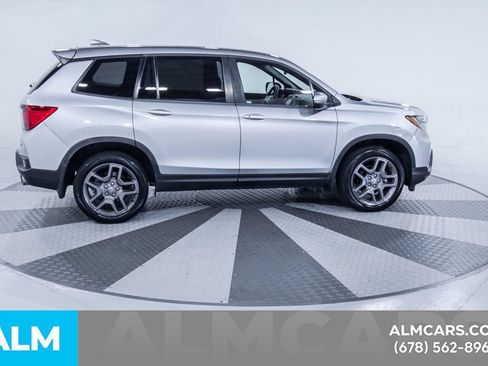 Used 2023 Honda Passport EX-L image 11