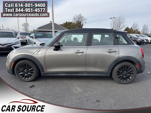 Used 2016 MINI Cooper S image 3