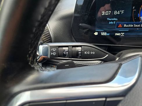 Used 2025 Chevrolet Equinox LT AWD/4WD image 18