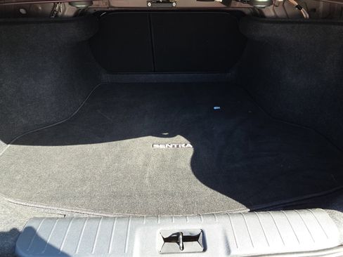 Used 2025 Nissan Sentra SV FWD image 32