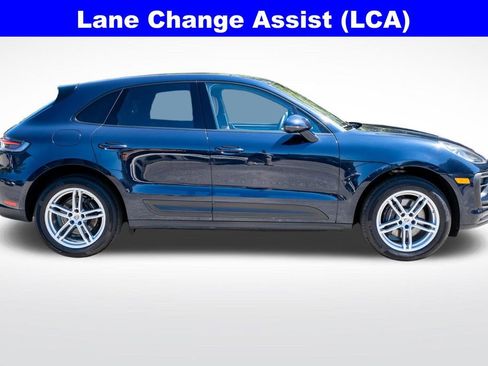 Used 2022 Porsche Macan w/ Premium Package Plus AWD/4WD image 9