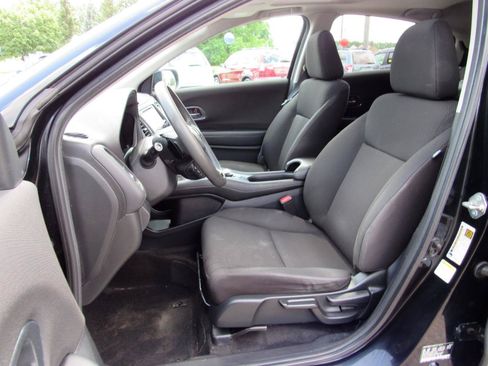 Used 2016 Honda HR-V EX image 4