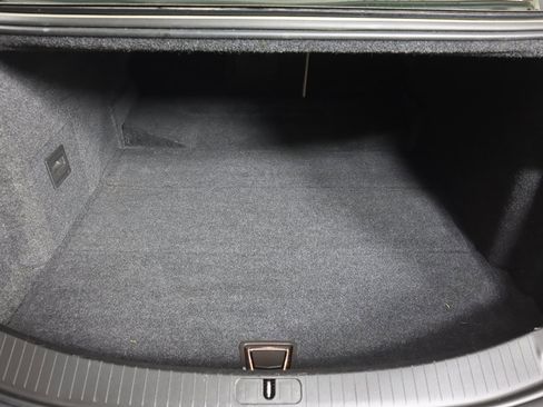 Used 2016 Cadillac XTS Luxury w/ Driver Awareness Package image 22