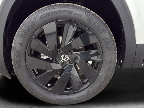 New 2026 Volkswagen Atlas Cross Sport SE AWD/4WD image 34