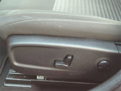 Used 2023 Dodge Charger SXT image 19