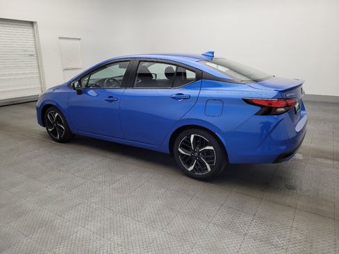 Used 2024 Nissan Versa SR image 3