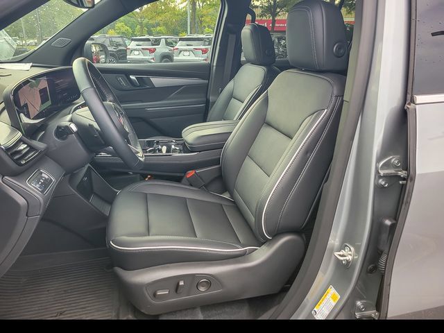 Used 2026 Buick Enclave Preferred w/ LPO, Floor Liner Package FWD image 9